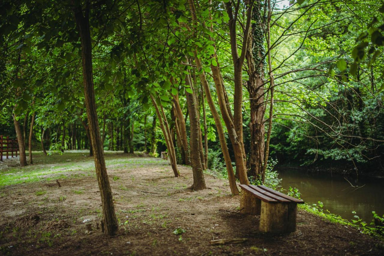 Restoran Sa Prenocistem Gornjak Krepoljin Extérieur photo